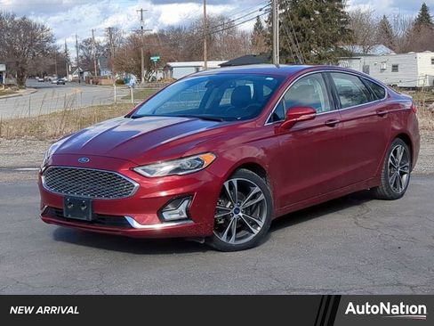 Used 2019 Ford Fusion Titanium image 1