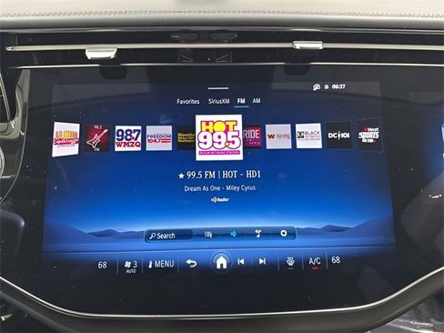 Used 2025 Mercedes-Benz E 350 4MATIC Sedan image 21