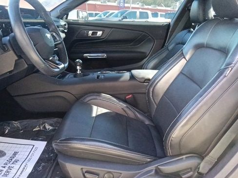Used 2024 Ford Mustang GT Premium image 16