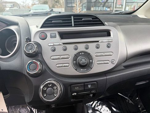 Used 2013 Honda Fit image 13
