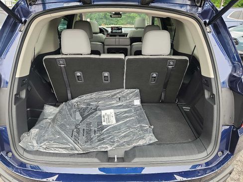 Certified 2023 Honda Pilot Touring image 28