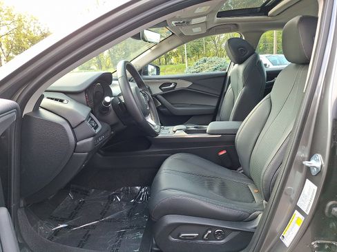 Certified 2025 Acura TLX w/ Technology Package image 13