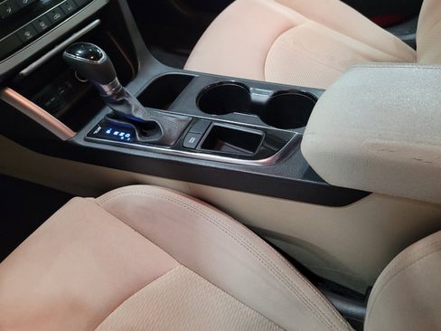 Used 2016 Hyundai Sonata SE FWD image 26