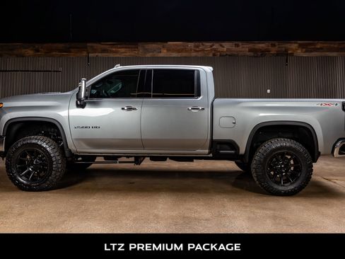 Used 2025 Chevrolet Silverado 2500 LTZ w/ LTZ Premium Package image 6