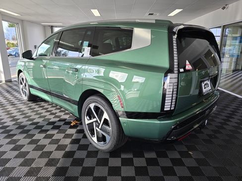 New 2026 Hyundai Ioniq 9 Calligraphy image 6