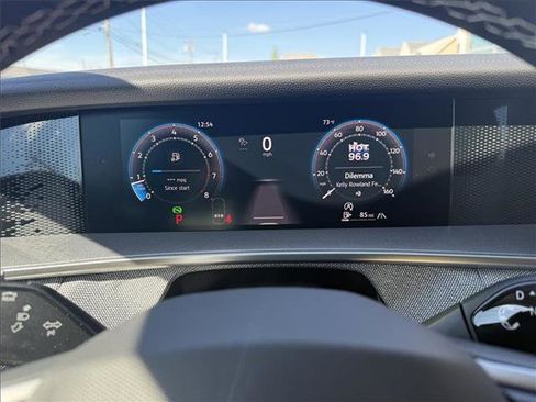 New 2025 Volkswagen Tiguan S AWD/4WD image 13