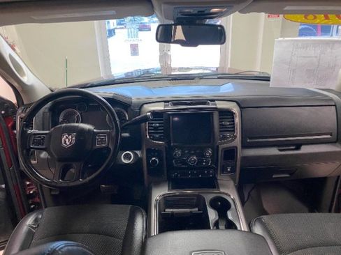 Used 2018 RAM 2500 Big Horn w/ Sport Appearance Group AWD/4WD image 19