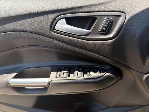 Used 2013 Ford Escape SE AWD/4WD image 18