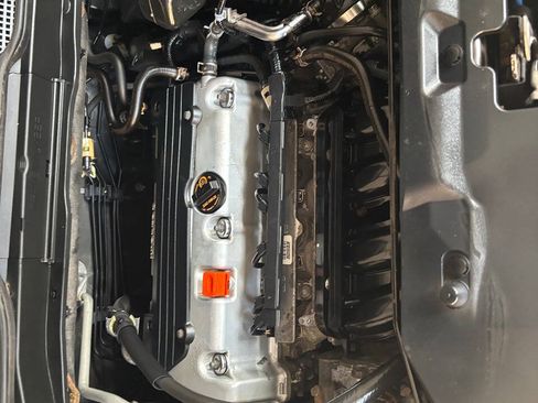 Used 2011 Honda CR-V EX image 19