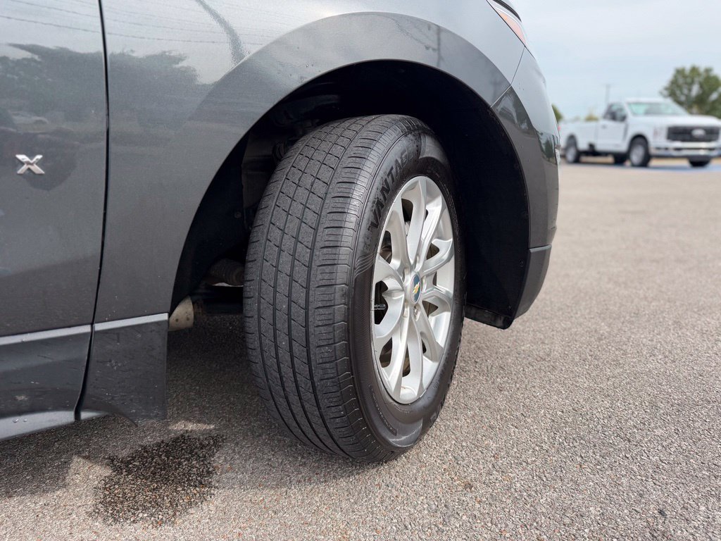 Used 2021 Chevrolet Equinox LS FWD image 8