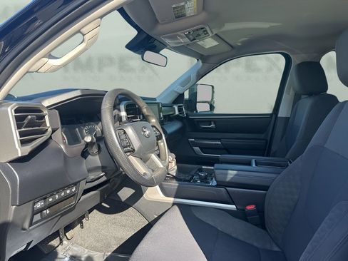 Used 2023 Toyota Tundra SR5 w/ SR5 Convenience Package image 9