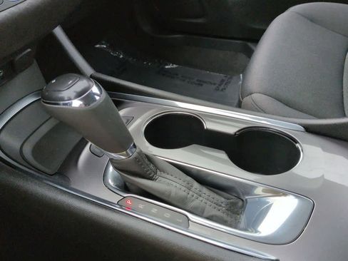 Used 2020 Chevrolet Malibu LS w/ Driver Confidence Package image 30