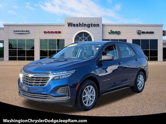 Used 2023 Chevrolet Equinox LS w/ Driver Confidence II Package video 1