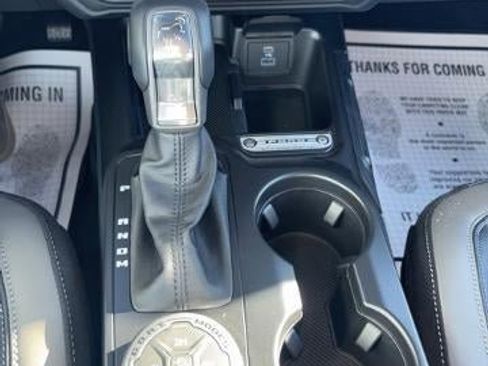 New 2025 Ford Bronco Outer Banks image 11