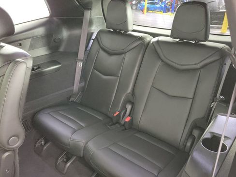 Certified 2024 Cadillac XT6 Premium Luxury w/ Technology Package FWD image 11