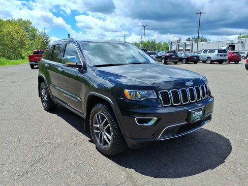 Used 2022 Jeep Grand Cherokee Limited AWD/4WD image 7