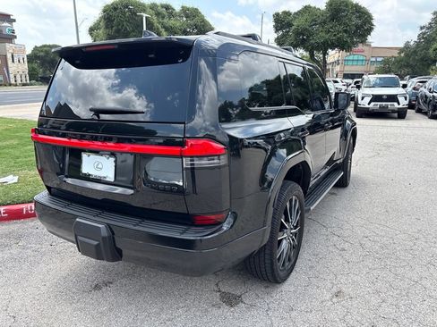 Used 2024 Lexus GX 550 w/ Accessory Package (Z1) AWD/4WD image 5