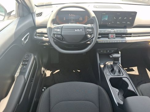 New 2026 Kia K4 FWD image 7