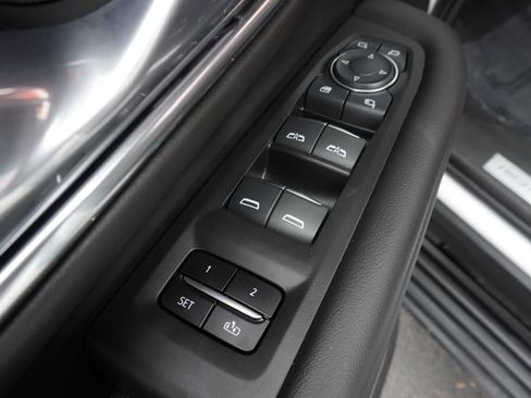 Certified 2024 Chevrolet Suburban High Country image 17