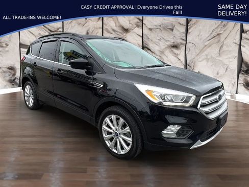 Used 2019 Ford Escape SEL AWD/4WD image 1