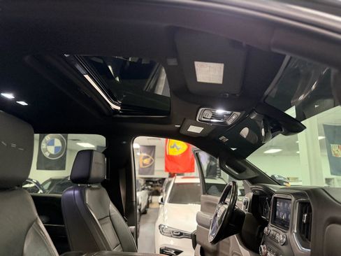 Used 2022 GMC Sierra 3500 Denali AWD/4WD image 38