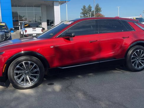 Used 2024 Cadillac Lyriq Sport w/ LPO, Floor Liner Package RWD image 3