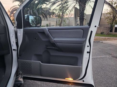 Used 2004 Nissan Armada SE Off-Road w/ (Tow) Tow Pkg image 16