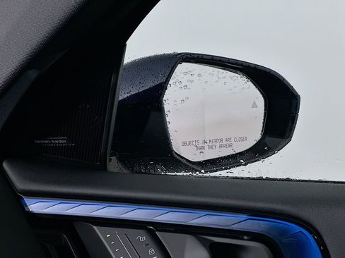 Used 2025 BMW X3 xDrive30i w/ Premium Package image 21