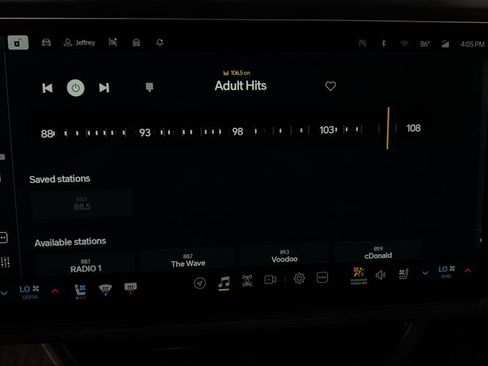 Used 2024 Rivian R1S Adventure AWD/4WD image 60