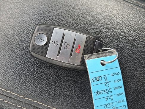 Used 2020 Kia Sportage EX image 32