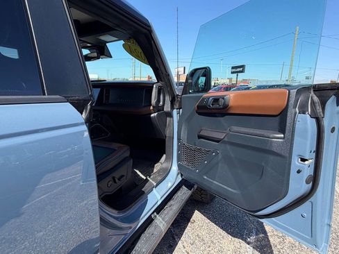 Used 2024 Ford Bronco Outer Banks AWD/4WD image 63