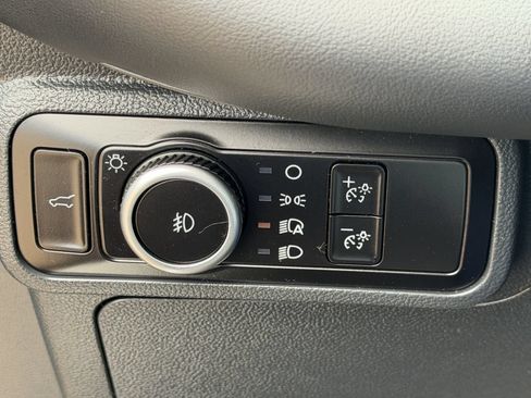 Used 2025 Ford Explorer ST-Line w/ Premium Package RWD image 24