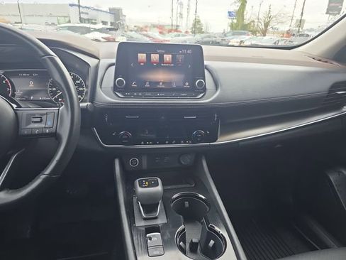 Used 2023 Nissan Rogue SV w/ SV Premium Package image 22