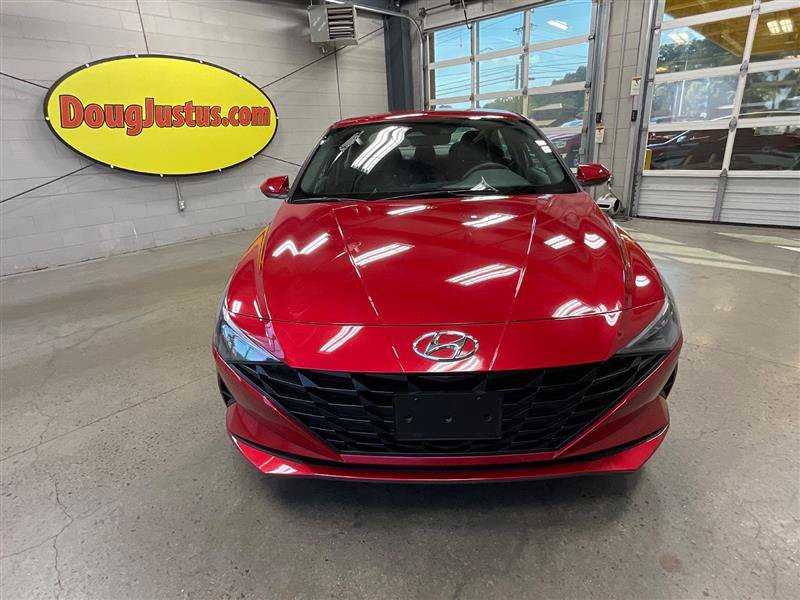 Used 2021 Hyundai Elantra SE FWD image 8