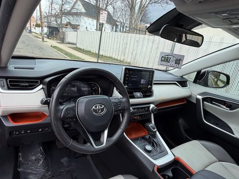 Used 2020 Toyota RAV4 Adventure w/ Convenience Package AWD/4WD image 15