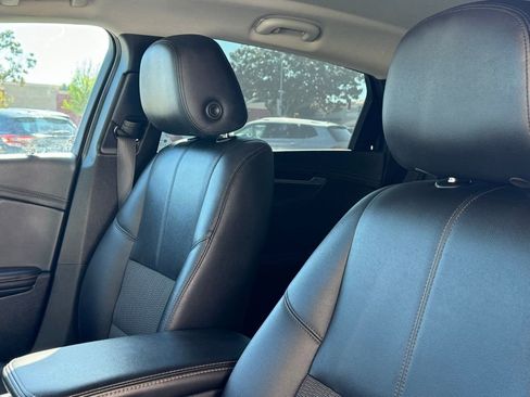 Used 2019 Chevrolet Impala LT image 16