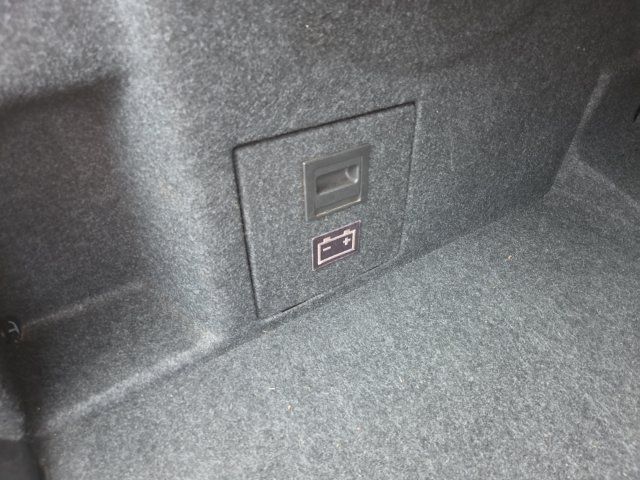 Used 2019 Chevrolet Impala LT FWD image 32