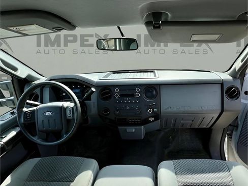 Used 2016 Ford F550 2WD Regular Cab Super Duty w/ Power Equipment Group image 9