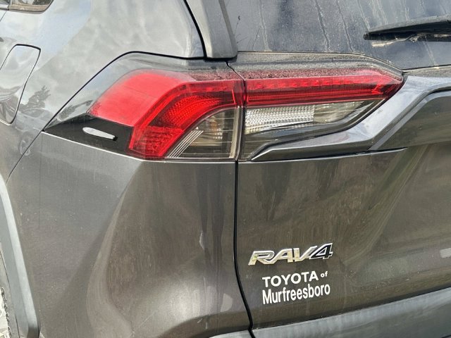 Used 2021 Toyota RAV4 XLE w/ Convenience Package FWD image 9