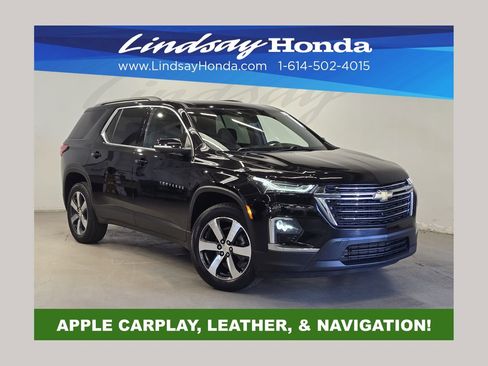 Used 2023 Chevrolet Traverse LT w/ LT Premium Package FWD image 1