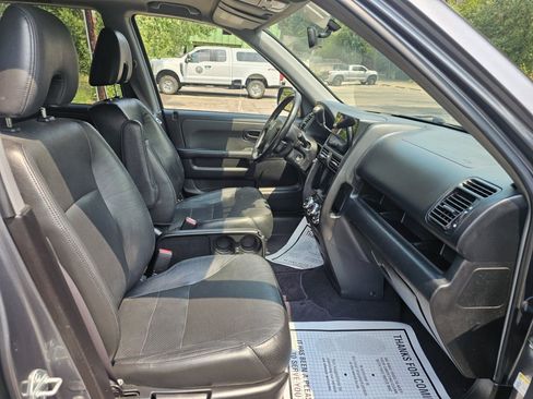 Used 2005 Honda CR-V EX image 47