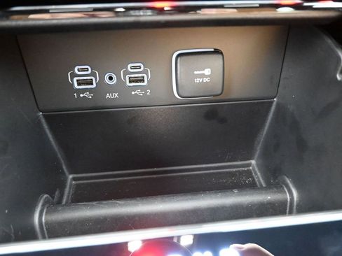 Used 2025 Jeep Grand Cherokee Summit w/ Obsidian Package image 3