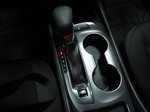 Used 2022 Chevrolet Malibu RS w/ LPO, Floor Liner Package image 16