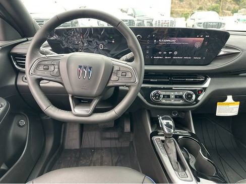 New 2026 Buick Envista Sport Touring w/ Convenience I Package FWD image 7