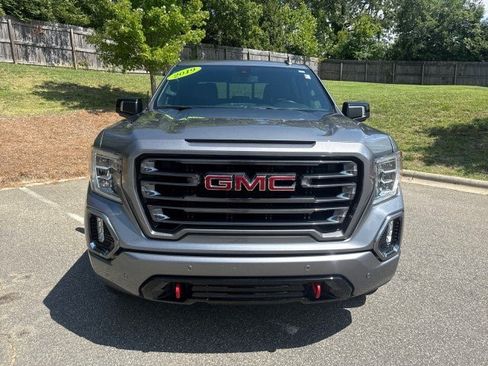 Used 2019 GMC Sierra 1500 AT4 w/ AT4 Premium Package AWD/4WD image 2