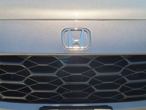 Used 2026 Honda HR-V LX image 9