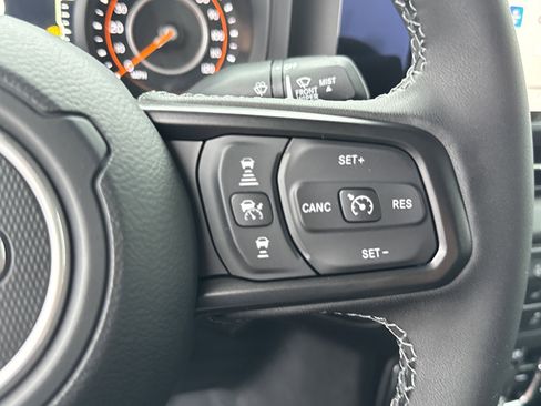 New 2025 Jeep Gladiator Sport image 29