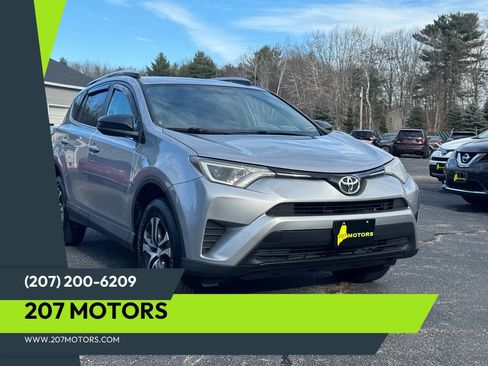 Used 2016 Toyota RAV4 LE image 1