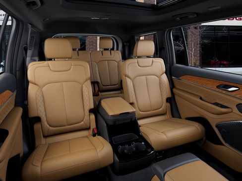 New 2026 Jeep Grand Cherokee L Summit w/ Obsidian Package AWD/4WD image 15