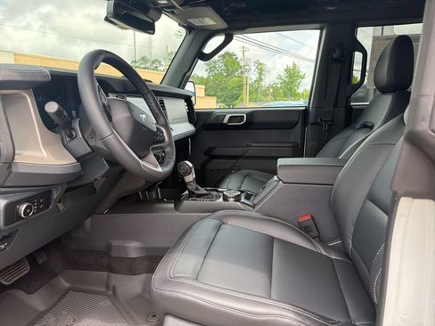 New 2026 Ford Bronco Outer Banks AWD/4WD image 8